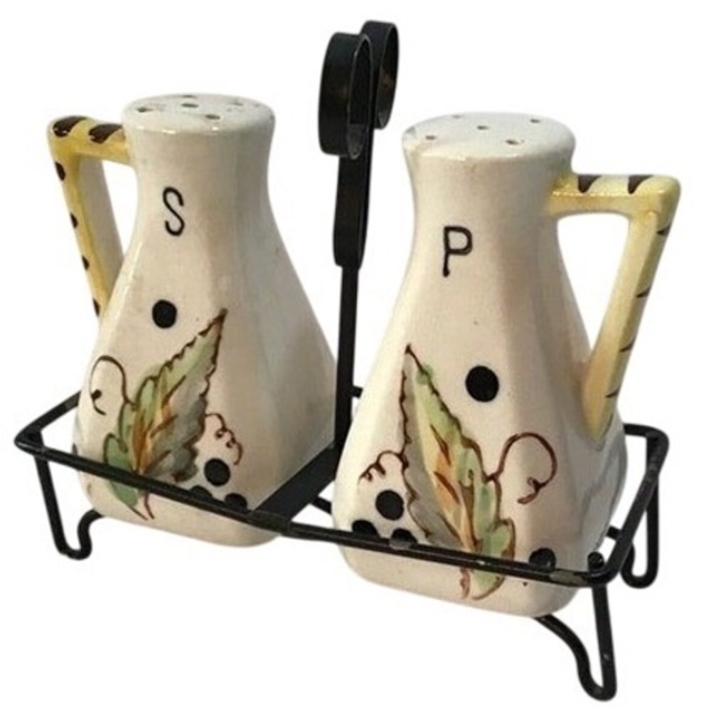 Vintage BP Japan Salt & Pepper Shakers‎ in a Metal Wire Caddy